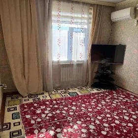 Satlyk Büzmeýin Tomatny