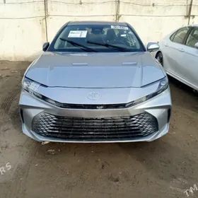 Toyota Camry 2024