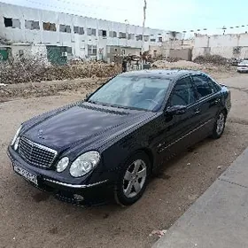 Mercedes-Benz E320 2003
