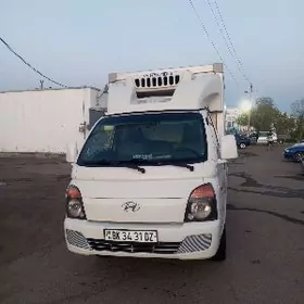Hyundai H100 2012