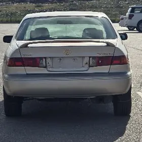 Toyota Camry 2000