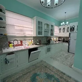 Нефтегаз 4 комн 11 этаж фулл