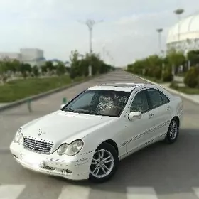 Mercedes-Benz C-Class 2002