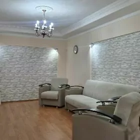 11mkr 3kom 2etaz 78m2