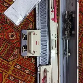 Вязальная машинка