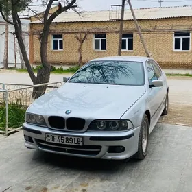 BMW E39 1999