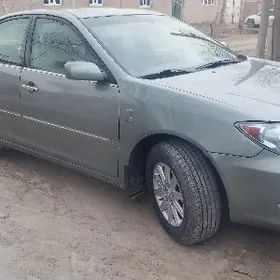 Toyota Camry 2005
