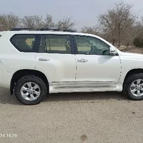 Toyota Land Cruiser Prado 2012