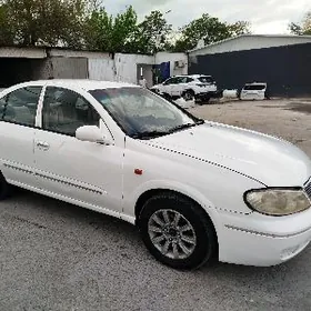 Nissan Sunny 2004