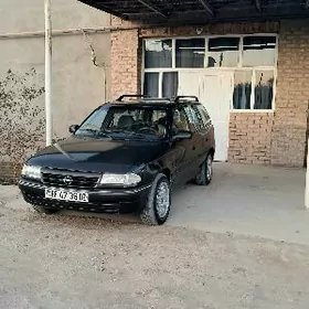 Opel Astra 1996