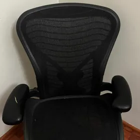 Herman Miller kreslo