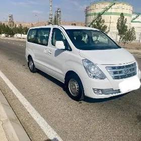 Hyundai H-1 2016
