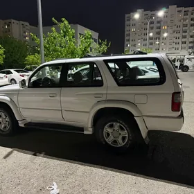 Toyota 4Runner 2000