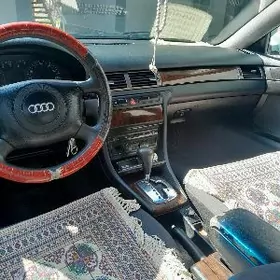 Audi A6 2001