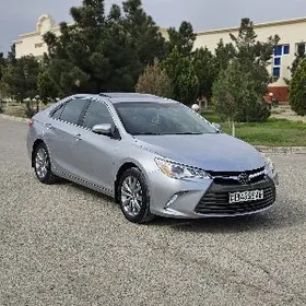 Toyota Camry 2017