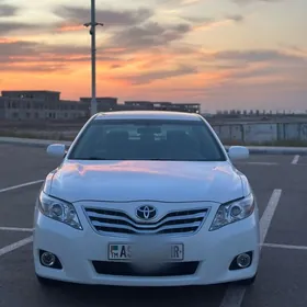 Toyota Camry 2011