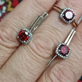 Gyzyl kumus komplekti