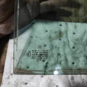 Мерседес Форточка