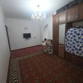 Гагарина 1 ком 1 этаж