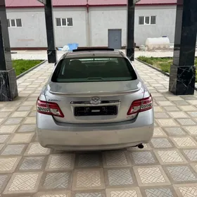 Toyota Camry 2011