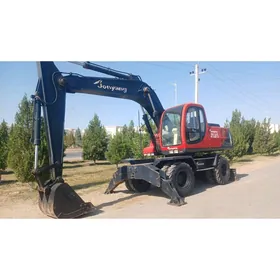 Komatsu HD605-8 2010