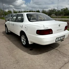 Toyota Camry 1992