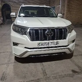 Toyota Land Cruiser Prado 2011