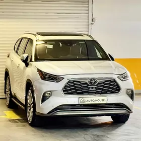 Toyota Highlander 2024