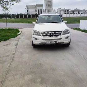 Mercedes-Benz ML350 2008