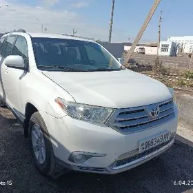 Toyota Highlander 2013