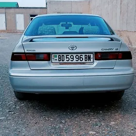 Toyota Camry 1997