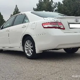 Toyota Camry 2011