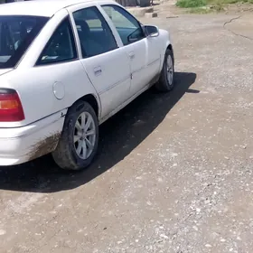 Opel Vectra 1991