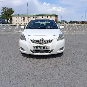 Toyota Yaris 2009