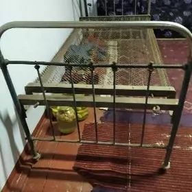 Кровать щироки