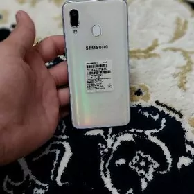 samsung a40 4/64