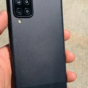 Samsung A12