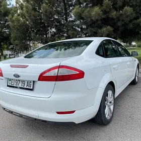 Ford Mondeo 4 2011