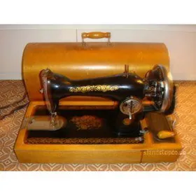 Швейная машинка