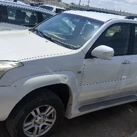 Toyota Land Cruiser Prado 2008