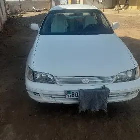 Toyota Corona 1995