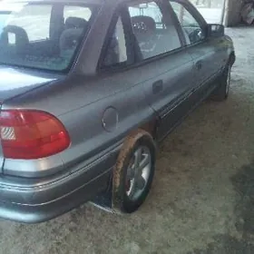 Opel Astra 1992