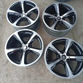 BMW. 17 лик диска