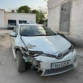 Toyota Corolla iM 2018