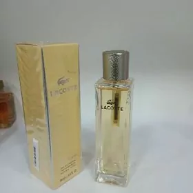 Lacoste pour femme 90ml.