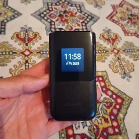 Telefon Nokia 2720 FLIP