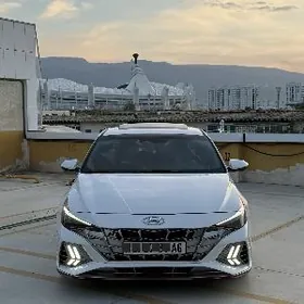 Hyundai Elantra 2023