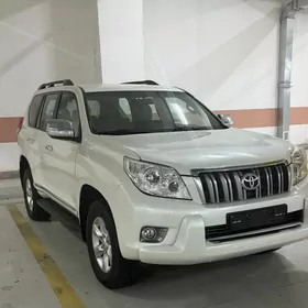 Toyota Land Cruiser Prado 2010