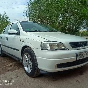 Opel Astra 2000