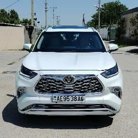 Toyota Highlander 2023